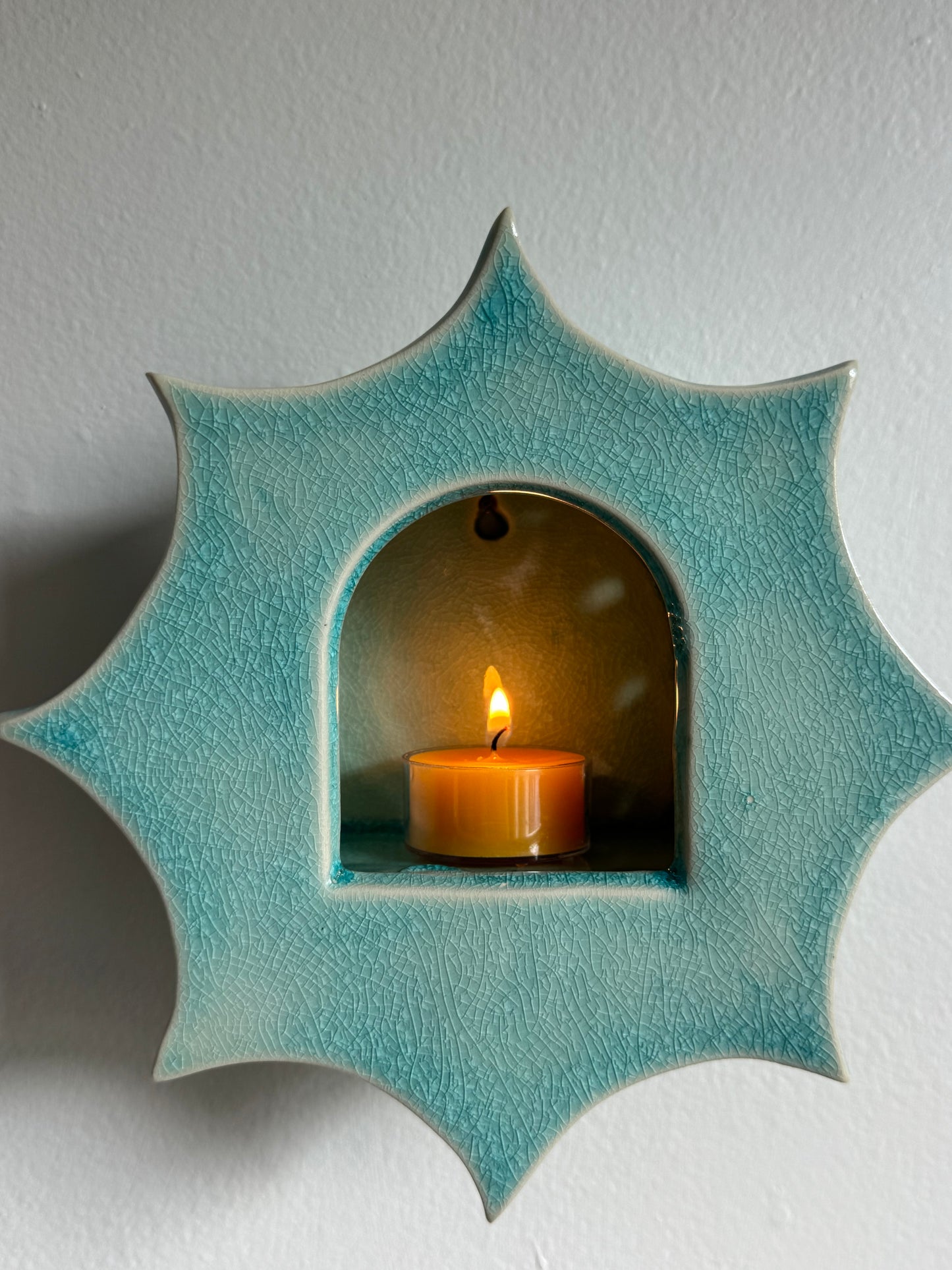 Large Turquoise Crackle Star Sconce