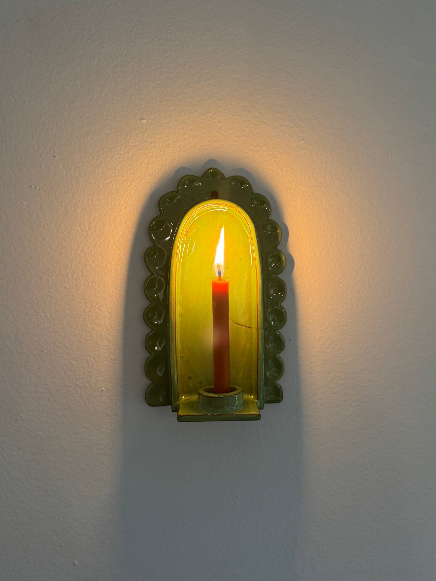 Wonky Fern Green Scallop Sconce