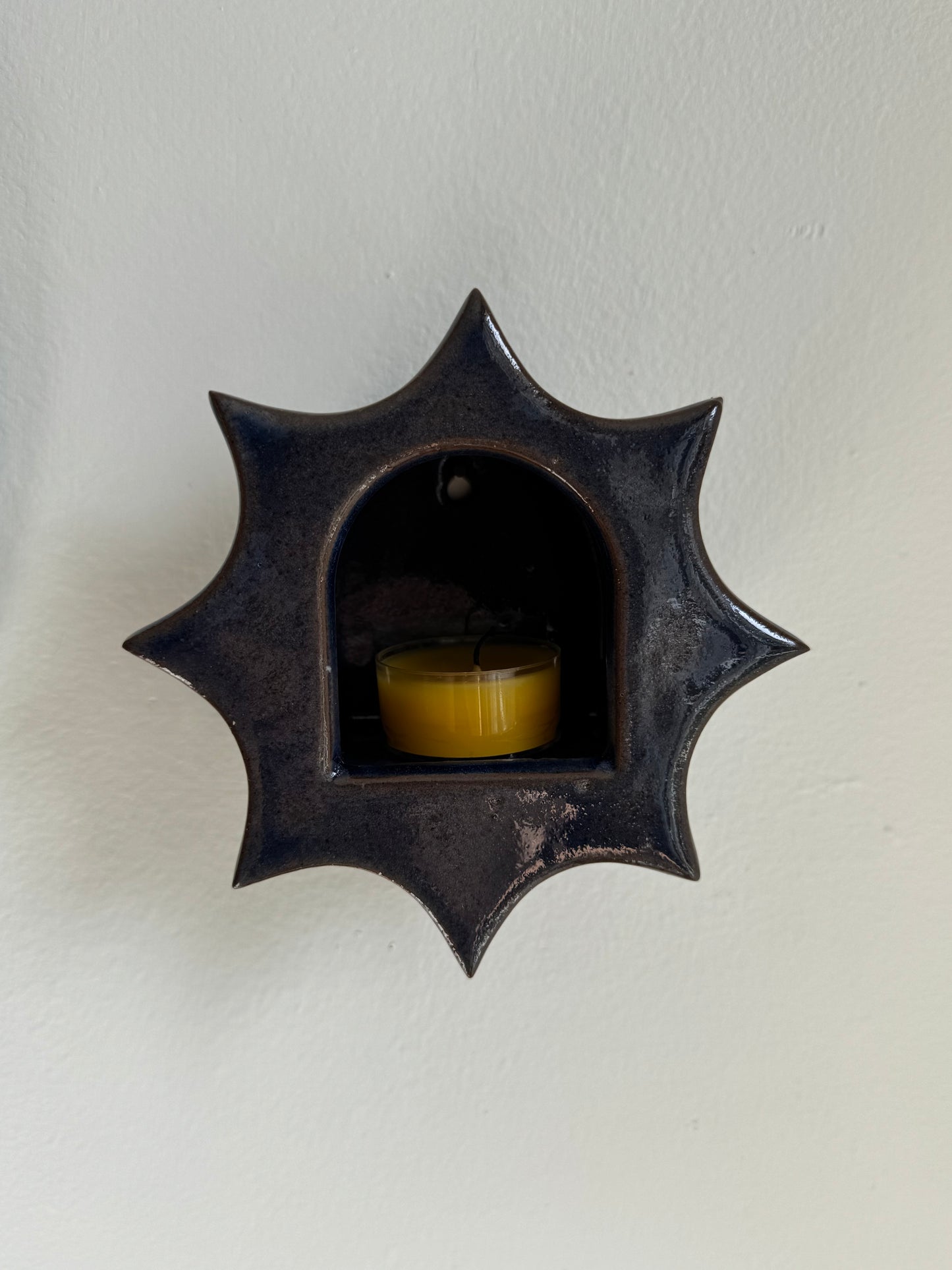 Glossy Navy Star Sconce
