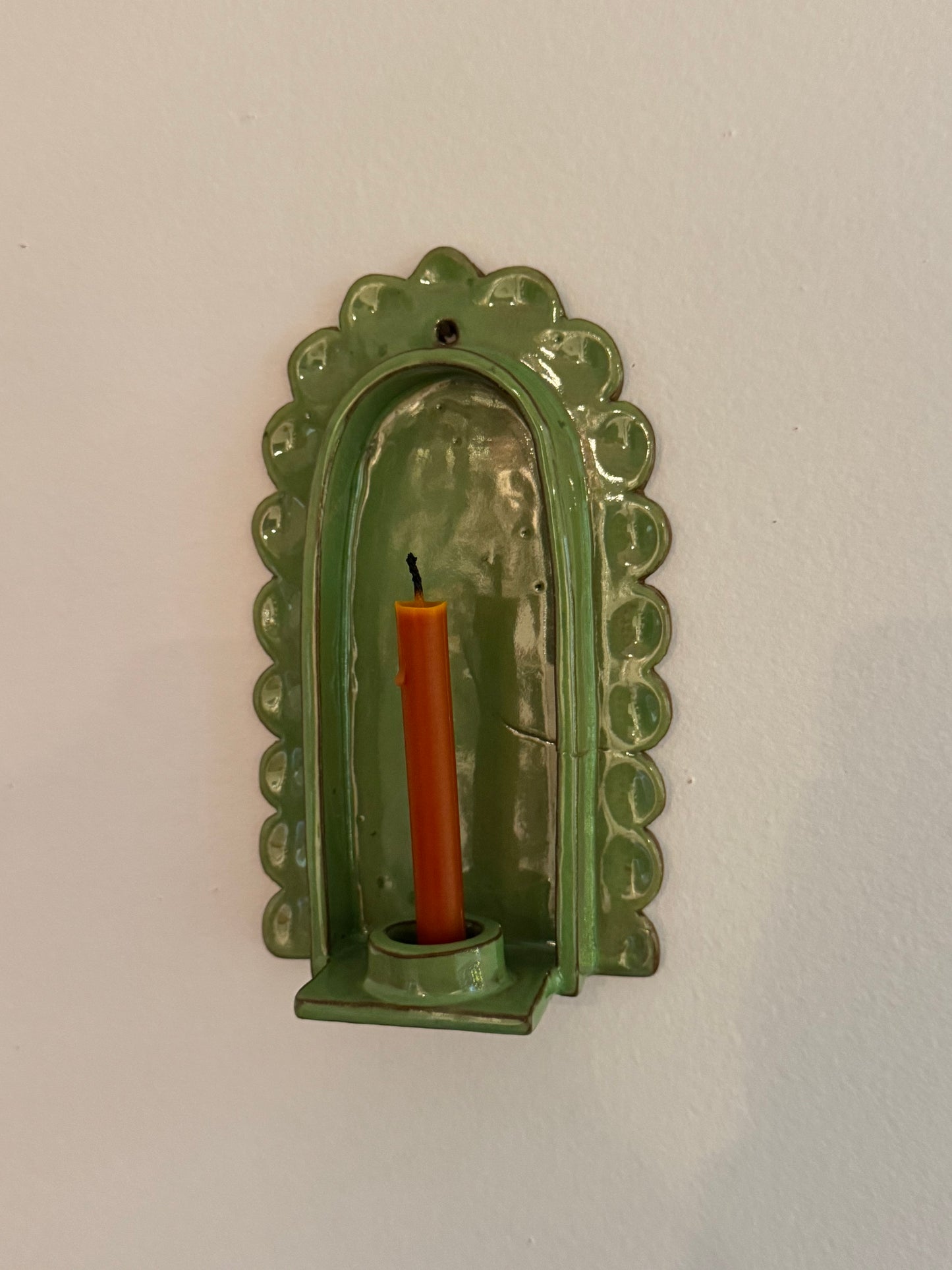 Wonky Fern Green Scallop Sconce