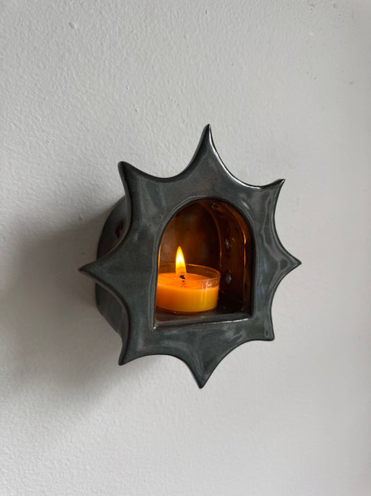 Dark Mossy Star Sconce