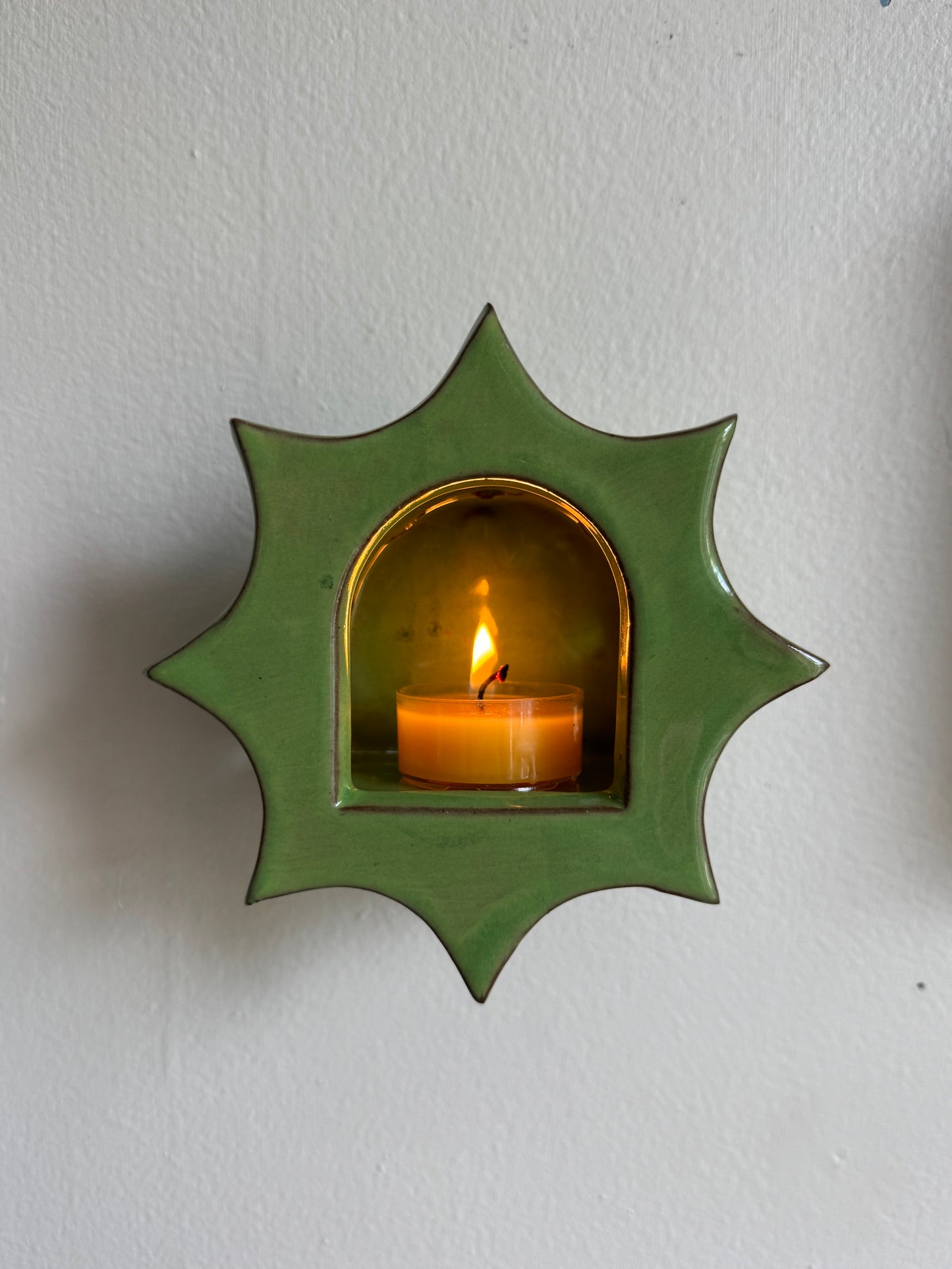 Fern Green Star Sconce