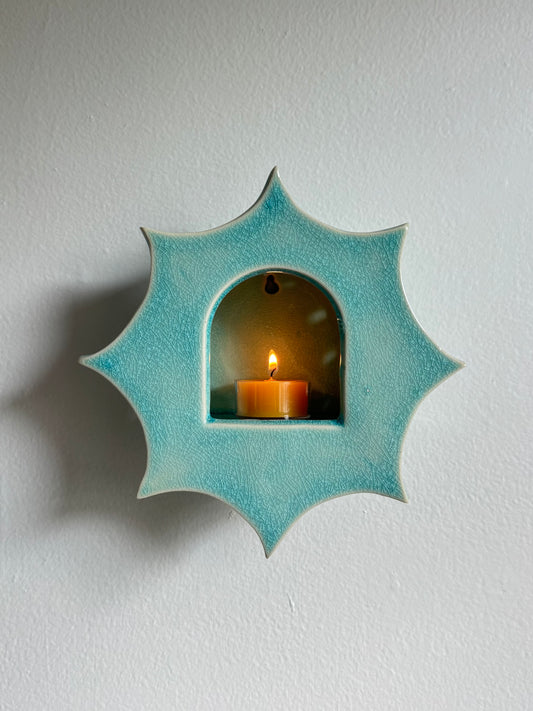 Large Turquoise Crackle Star Sconce