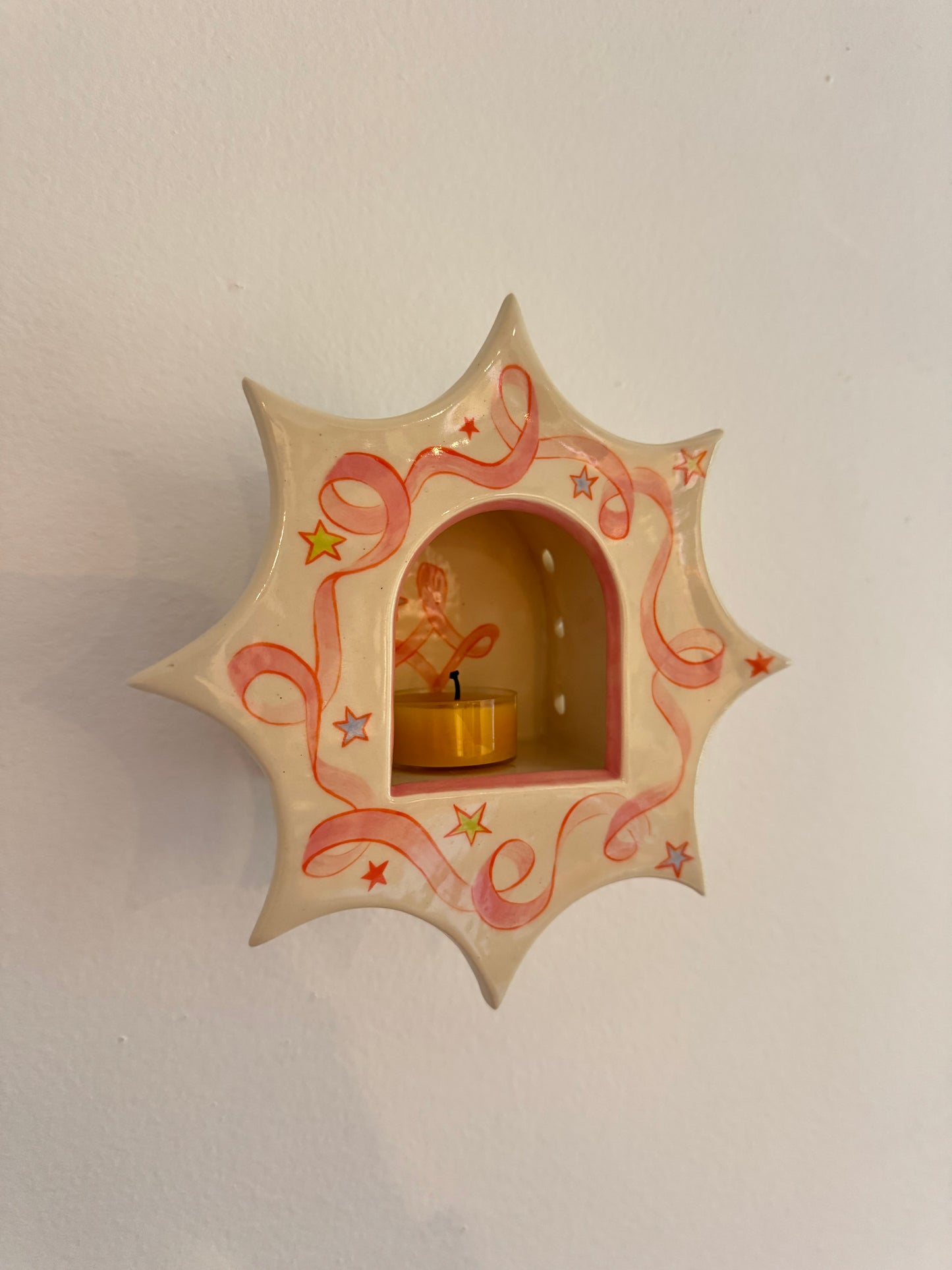 Large Ribbon Star x Ester Araujo