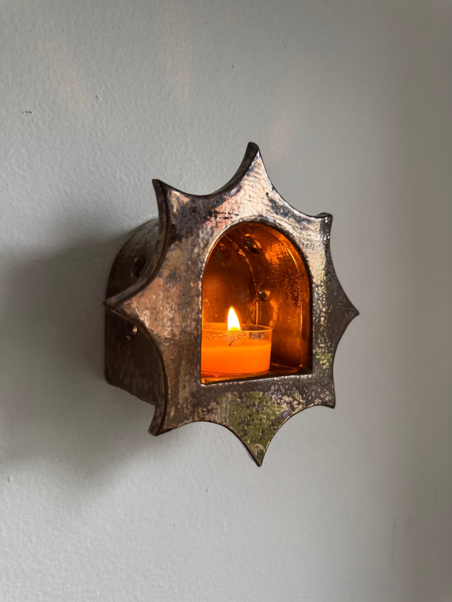 Antiqued Gold Star