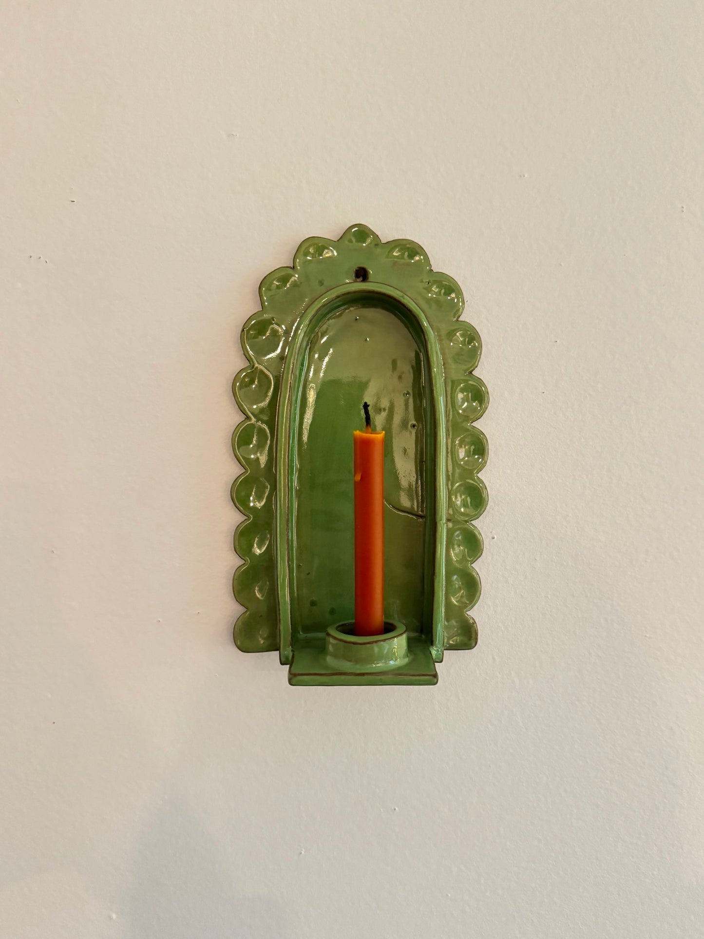 Wonky Fern Green Scallop Sconce