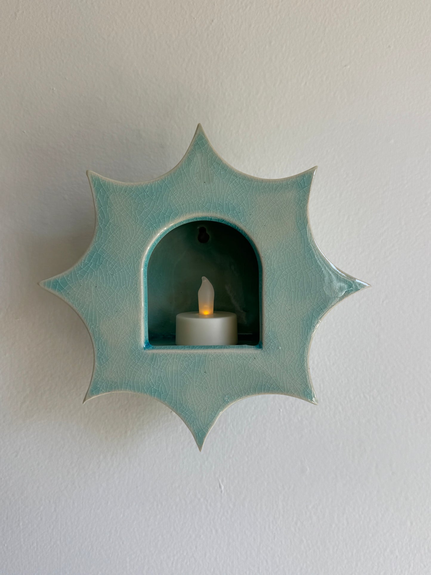 Large Turquoise Crackle Star Sconce